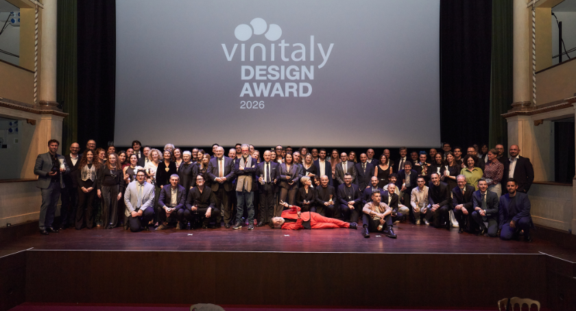 Cartes' ORO DEL SOL label wins big at Vinitaly exhibition - Label and ...